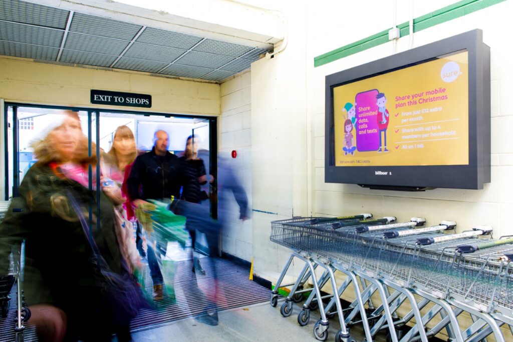M&S Digital Screen